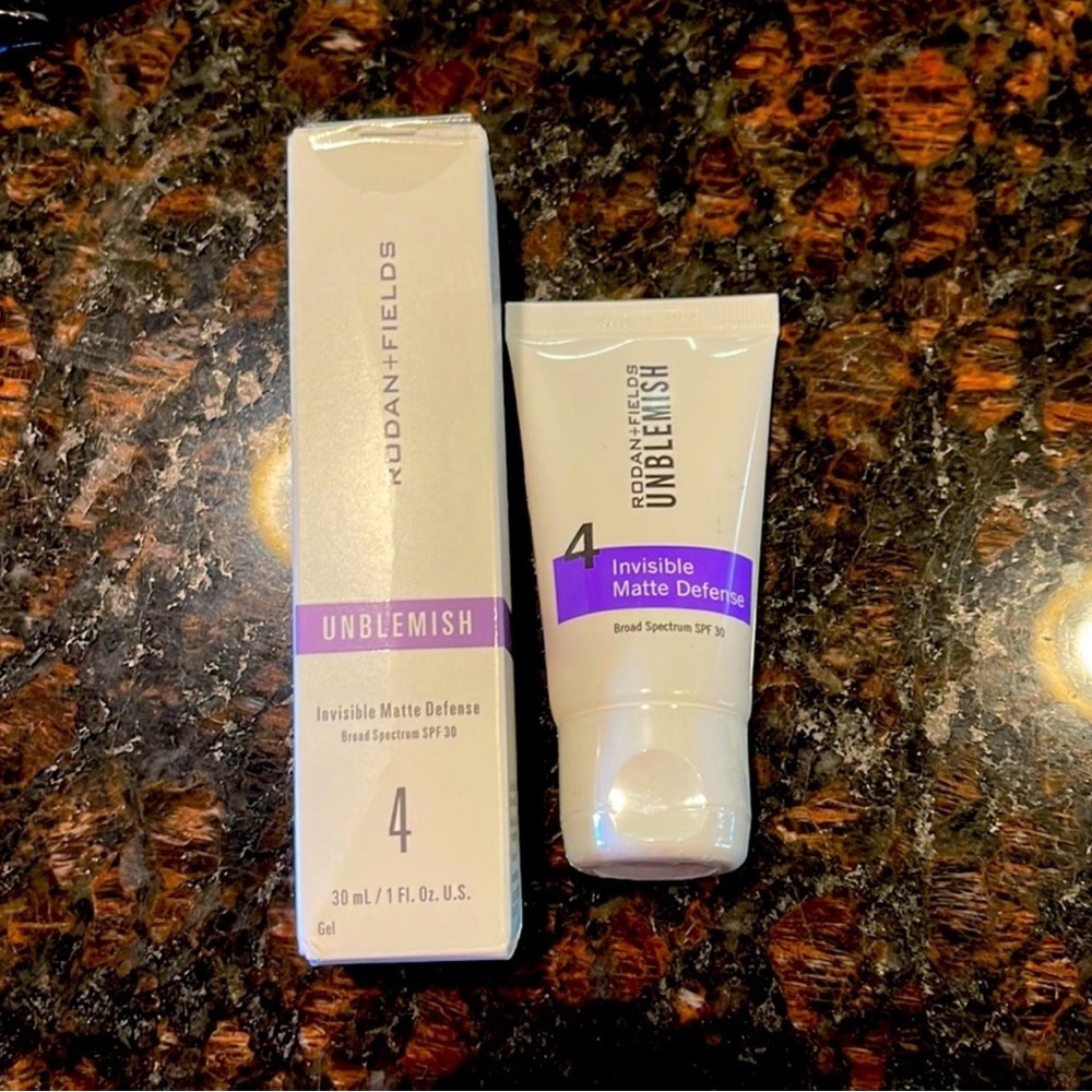 Rodan + Fields Unblemish SPF 30 Cream